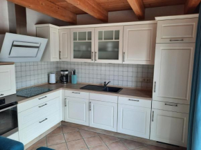 Tolles Ferienhaus in Pilsum - Ferienhaus Trientje - mit Garten und überdachter Terrasse